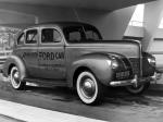 Ford V8 Deluxe Fordor Sedan 1940 года